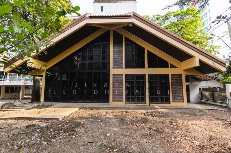 บ้านเดี่ยวหัวมุม ใจกลางสุขุมวิท 24, กรุงเทพ, คลองตัน, คลองเตย, กรุงเทพ, 888 ตร.ม., บ้านเดี่ยว ให้เช่า, โดย Jirasate Lertdhirakul, 500186175 - DDproperty.com