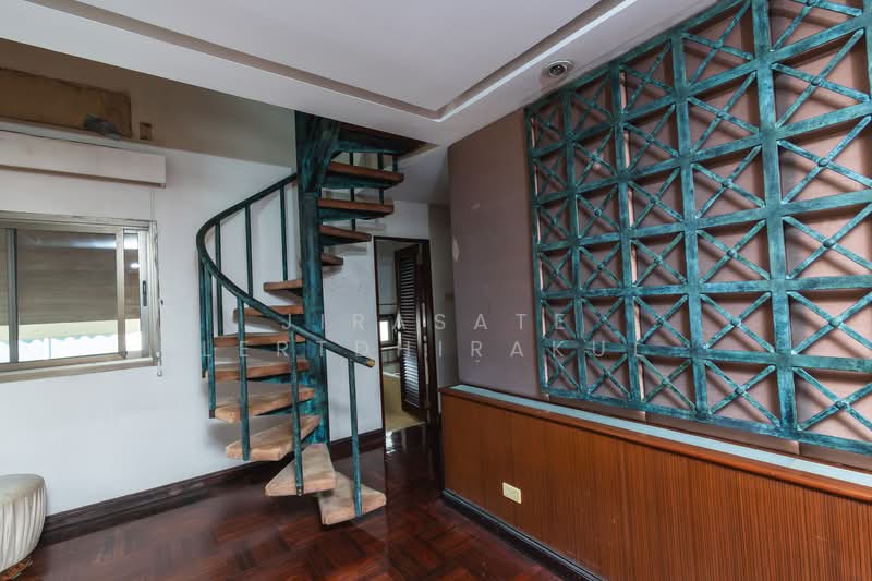 บ้านเดี่ยวหัวมุม ใจกลางสุขุมวิท 24, กรุงเทพ, คลองตัน, คลองเตย, กรุงเทพ, 888 ตร.ม., บ้านเดี่ยว ให้เช่า, โดย Jirasate Lertdhirakul, 500186175 - DDproperty.com