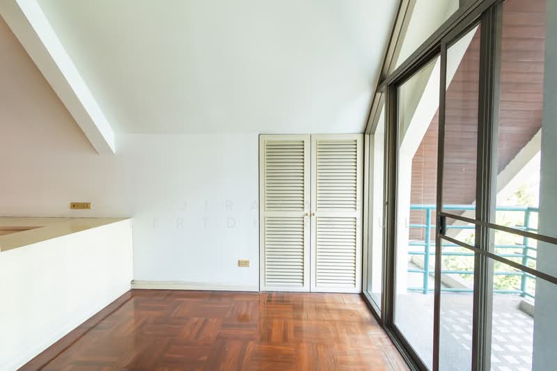 House in the heart of Sukhumvit 24, Bangkok, Khong Tan, Khlong Toei, Bangkok, 5 Bedrooms, 888 sqm, Single Detached House For Rent, by Jirasate Lertdhirakul, 500186175 - DDproperty.com