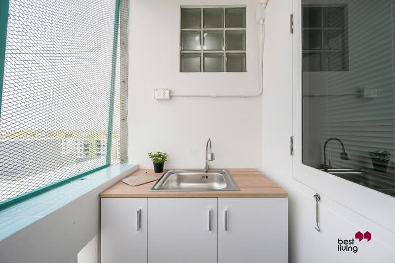 For Sale - Sai Lom Condominium, Bangkok