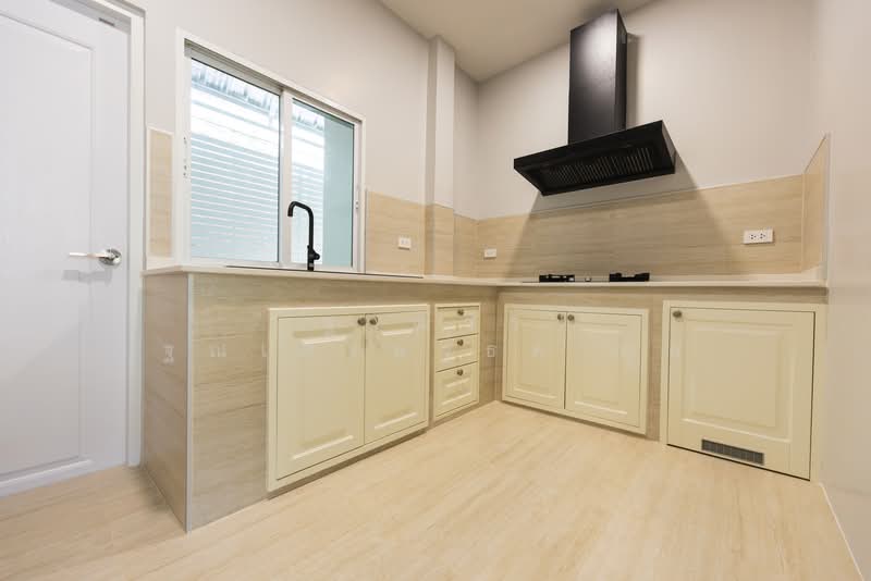 Bangkok Boulevard Ratchada-Ramintra, Bangkok, Ratchada-Ramintra Road, Ram Inthra, Khan Na Yao, Bangkok, 3 Bedrooms, 120 sqm, Single Detached House For Sale, by Tharnavee Tharnasetthadakul, 500186185 - DDproperty.com