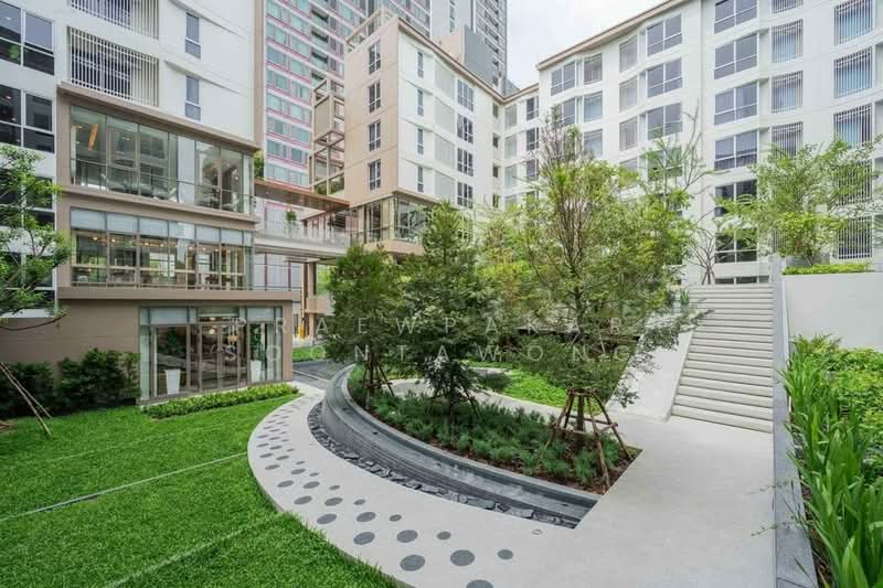 Blue Phahonyothin 35, Bangkok, Phahon Yothin 35 Alley, Chatuchak, Chatuchak, Bangkok, 1 Bedroom, 25 sqm, Condo For Rent, by Praewpakar Soontawong, 500186237 - DDproperty.com