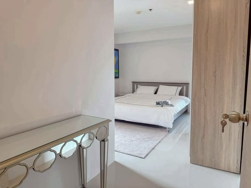 My Resort Bangkok, Bangkok, 1724 Petchaburi Road, Bang Kapi, Huai Khwang, Bangkok, 2 Bedrooms, 64 sqm, Condo For Rent, by Pichamon Thaneewan, 500186245 - DDproperty.com