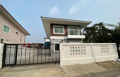 ขาย - บ้าน 4-ห้องนอน, กรุงเทพ