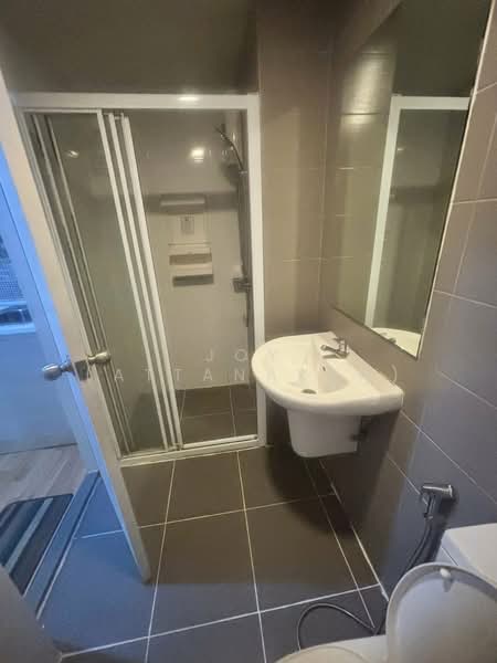 The Cabana Condo, Samut Prakan, 99 Old Railway Road, Sam Rong, Phra Pra Daeng, Samut Prakan, 2 Bedrooms, 35 sqm, Condo For Rent, by JOY (Attanakan), 500186262 - DDproperty.com