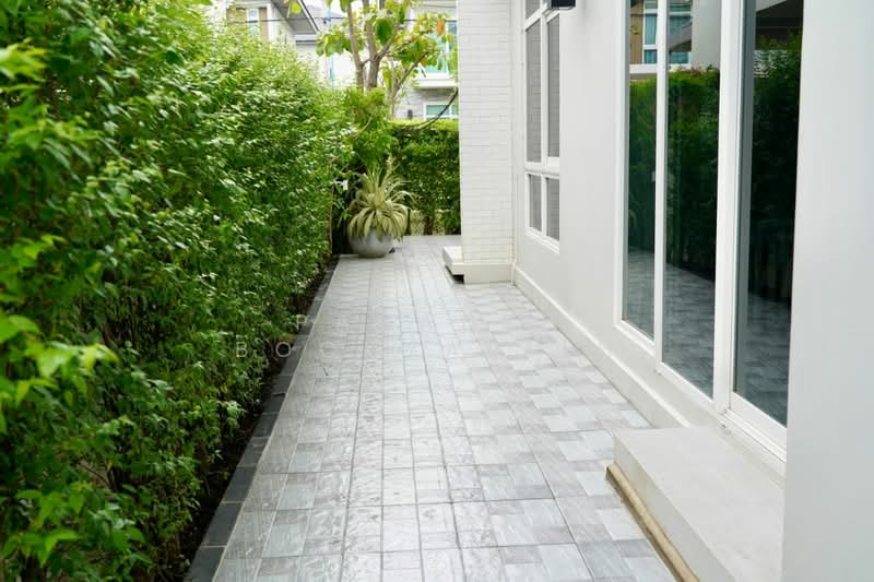 Mantana Motorway-New Krungthepkreetha, Bangkok, Phatthana Chonnabot 4 Road, Khlong Song Ton Nun, Lat Krabang, Bangkok, 3 Bedrooms, 158 sqm, Single Detached House For Sale, by Pavadee Boonyarith, 500186299 - DDproperty.com