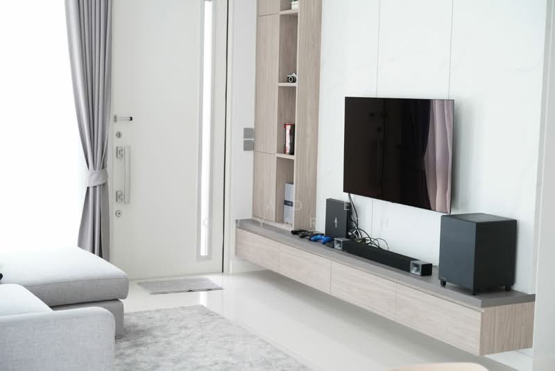 Mantana Motorway-New Krungthepkreetha, Bangkok, Phatthana Chonnabot 4 Road, Khlong Song Ton Nun, Lat Krabang, Bangkok, 3 Bedrooms, 158 sqm, Single Detached House For Sale, by Pavadee Boonyarith, 500186299 - DDproperty.com