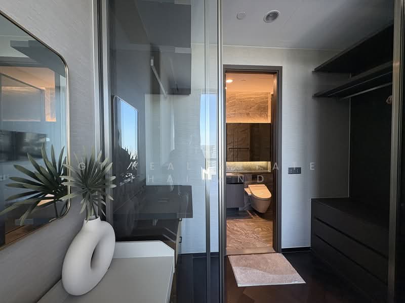 The Esse Sukhumvit 36, Bangkok, Soi Sukhumvit 36, Sukhumvit Road, Phra Kanong, Khlong Toei, Bangkok, 1 Bedroom, 38 sqm, Condo For Sale, by GT Real Estate Thailand, 500186308 - DDproperty.com