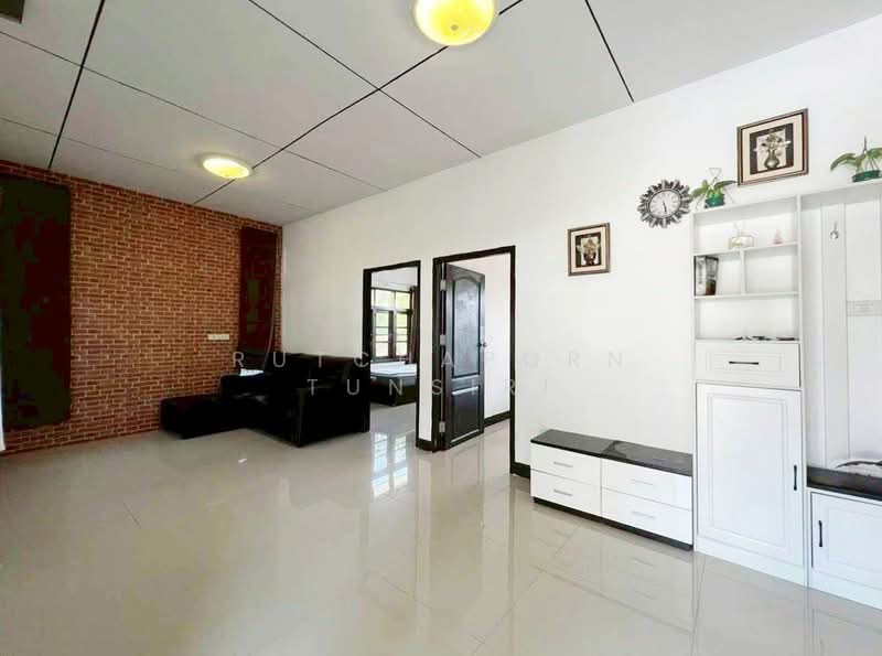 ให้เช่า - บ้านให้เช่า – ใกล้โรงเรียนนานาชาติอเมริกัน แปซิฟิก เพียง 5 นาที ค่าเช่า 15,000 บาท /เดือน No.14H1059, เชียงใหม่