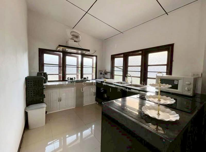 บ้านให้เช่า – ใกล้โรงเรียนนานาชาติอเมริกัน แปซิฟิก เพียง 5 นาที ค่าเช่า 15,000 บาท /เดือน No.14H1059, Chiang Mai, Ban-Pong, Hang Dong, Chiang Mai, 2 Bedrooms, 400 sqm, Single Detached House For Rent, by Rutchaporn Tunsiri, 500186331 - DDproperty.com