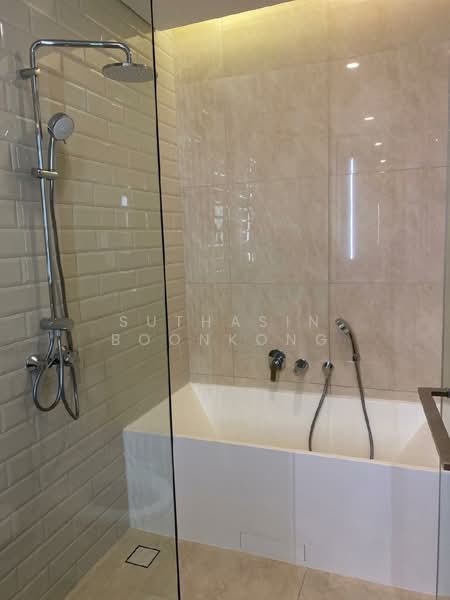 Siamese Exclusive 42, Bangkok, 19 Sukhumvit 42, Khlong Toei, Khlong Toei, Bangkok, 1 Bedroom, 42 sqm, Condo For Rent, by Suthasin Boonkong, 500186335 - DDproperty.com