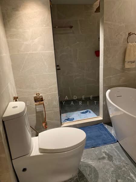 State Tower, Bangkok, 1055 Silom Road, Silom, Bang Rak, Bangkok, 2 Bedrooms, 68 sqm, Condo For Sale, by Pavadee Boonyarith, 500186337 - DDproperty.com