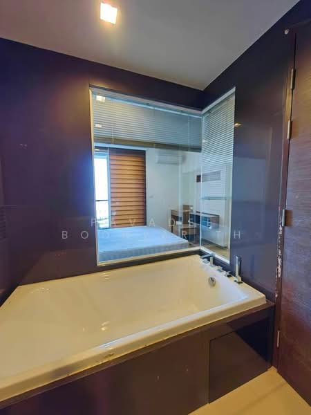 Rhythm Sathorn, Bangkok, 141 Soi Sathorn 21, Yan Nawa, Sathon, Bangkok, 1 Bedroom, 45 sqm, Condo For Sale, by Pavadee Boonyarith, 500186341 - DDproperty.com