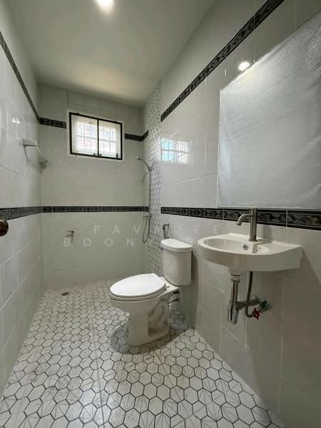 Nakarin Garden Village : หมู่บ้านนครินทร์การ์เด้น, กรุงเทพ, ซอยร่มเกล้า 19/1, คลองสามประเวศ, ลาดกระบัง, กรุงเทพ, 380 ตร.ม., บ้านเดี่ยว ขาย, โดย Pavadee Boonyarith, 500186355 - DDproperty.com