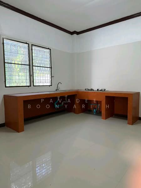 Nakarin Garden Village, Bangkok, Soi Romklao 19/1, Khlong Sam Prawet, Lat Krabang, Bangkok, 4 Bedrooms, 380 sqm, Single Detached House For Sale, by Pavadee Boonyarith, 500186355 - DDproperty.com