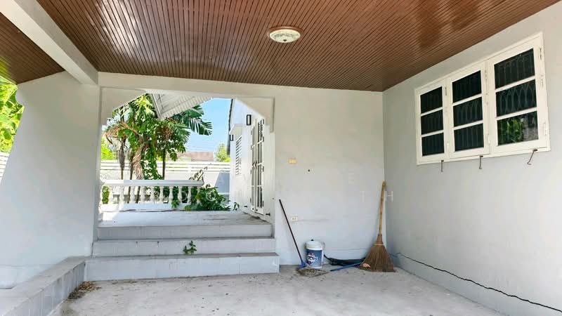 Nakarin Garden Village, Bangkok, Soi Romklao 19/1, Khlong Sam Prawet, Lat Krabang, Bangkok, 4 Bedrooms, 380 sqm, Single Detached House For Sale, by Pavadee Boonyarith, 500186355 - DDproperty.com