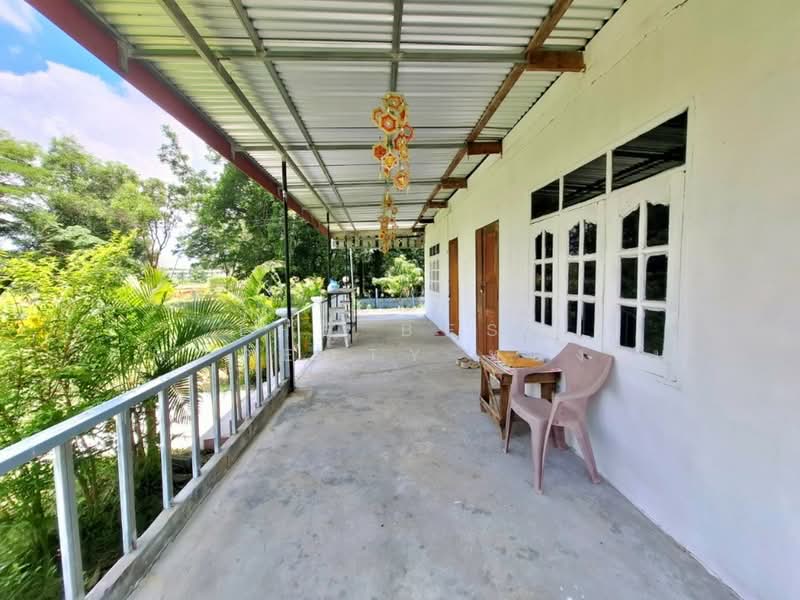 บ้านเดี่ยวพร้อมที่ดินศรีสมเด็จ ร้อยเอ็ด, Roi Et, Phosai, Sri Somdet, Roi Et, 2 Bedrooms, 150 sqm, Single Detached House For Sale, by The Best Property ทองใบ, 500186374 - DDproperty.com