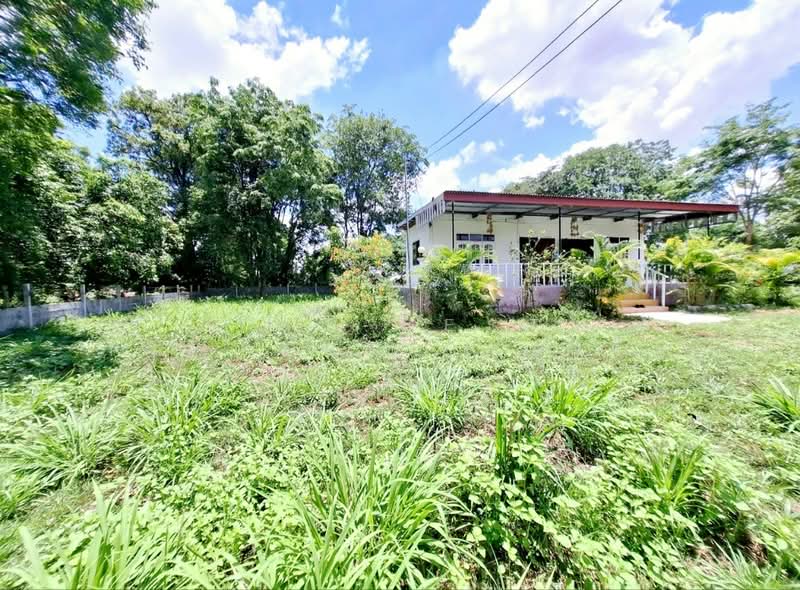 บ้านเดี่ยวพร้อมที่ดินศรีสมเด็จ ร้อยเอ็ด, Roi Et, Phosai, Sri Somdet, Roi Et, 2 Bedrooms, 150 sqm, Single Detached House For Sale, by The Best Property ทองใบ, 500186374 - DDproperty.com