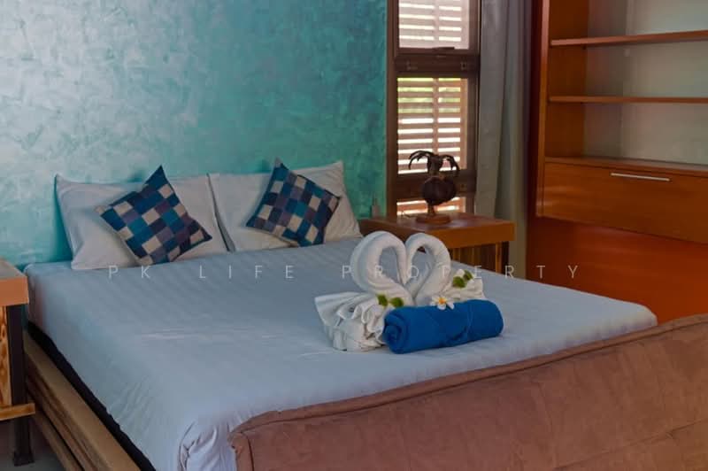 7S0188 Pool villa for sale 18,900,000 baht 5 bedroom 5 bathroom at rawai have fully furnished, Phuket, Rawai, Muang Phuket, Phuket, 5 Bedrooms, 300 sqm, Villa For Sale, by PK LIFE Property, 500186396 - DDproperty.com