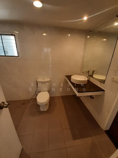 Regent on the Park 1, Bangkok, Soi Sukhumvit 26, Khong Tan, Khlong Toei, Bangkok, 3 Bedrooms, 250 sqm, Condo For Rent, by Suthasin Boonkong, 500186406 - DDproperty.com