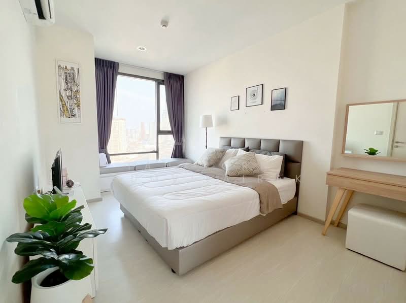 Rhythm Sukhumvit 42, Bangkok, Soi Sukhumvit 42, Sukhumvit Road, Phra Kanong, Khlong Toei, Bangkok, 1 Bedroom, 45 sqm, Condo For Sale, by Tanaporn Phumvilairak, 500186420 - DDproperty.com