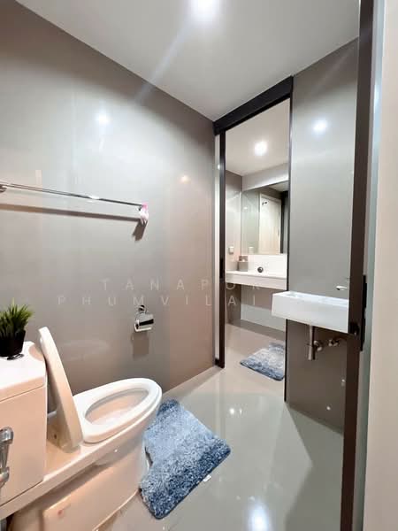 Rhythm Sukhumvit 42, Bangkok, Soi Sukhumvit 42, Sukhumvit Road, Phra Kanong, Khlong Toei, Bangkok, 1 Bedroom, 45 sqm, Condo For Sale, by Tanaporn Phumvilairak, 500186420 - DDproperty.com