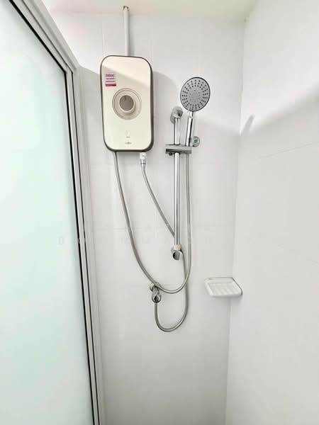 Lumpini Seaview Jomtien, Chon Buri (Pattaya), Jomtien Saisong Road, Nong Pru, Bang Lamung (Pattaya), Chon Buri (Pattaya), 1 Bedroom, 26 sqm, Condo For Sale, by Nahathai Boonmachay, 500186439 - DDproperty.com