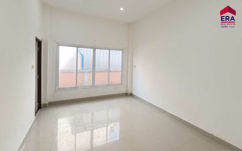 ขายบ้านเดี่ยวชั้นเดียว ใกล้สี่แยกไฟแดงหนองสวน 284 ตร.ม., Surat Thani, Kra Dae, Kanchanadit, Surat Thani, 3 Bedrooms, 284 sqm, Single Detached House For Sale, by ERA Thailand, 500186453 - DDproperty.com