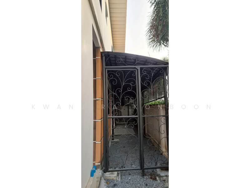 Modi Villa Bangna : โมดิ วิลล่า บางนา, สมุทรปราการ, ถนนบางนา-ตราด, บางเสาธง, บางเสาธง, สมุทรปราการ, 90 ตร.ม., ทาวน์เฮ้าส์ ให้เช่า, โดย Kwanjira Konboon, 500186459 - DDproperty.com