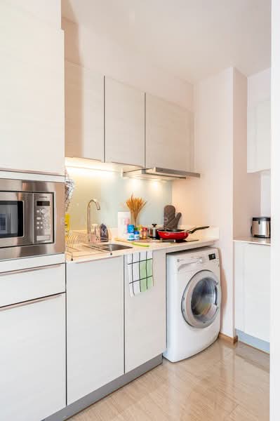 H Sukhumvit 43, Bangkok, 28 Sukhumvit 34 Road, Khlong Tan Nua, Watthana, Bangkok, 2 Bedrooms, 59 sqm, Condo For Sale, by Patraporn Kansri, 500186473 - DDproperty.com