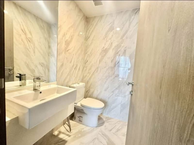 Coco Parc, Bangkok, 1150 Rama 4 Road, Khlong Toei, Khlong Toei, Bangkok, 2 Bedrooms, 65 sqm, Condo For Rent, by Porntiwa Srikoedmeesak, 500186535 - DDproperty.com