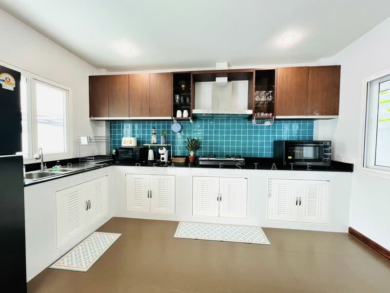 Pool Villa 3 Bedroom for Sale near Sukhumvit North Pattaya, Chon Buri (Pattaya), Bang Lamung, Bang Lamung (Pattaya), Chon Buri (Pattaya), 4 Bedrooms, 250 sqm, Villa For Sale, by PLC real estate, 500186554 - DDproperty.com