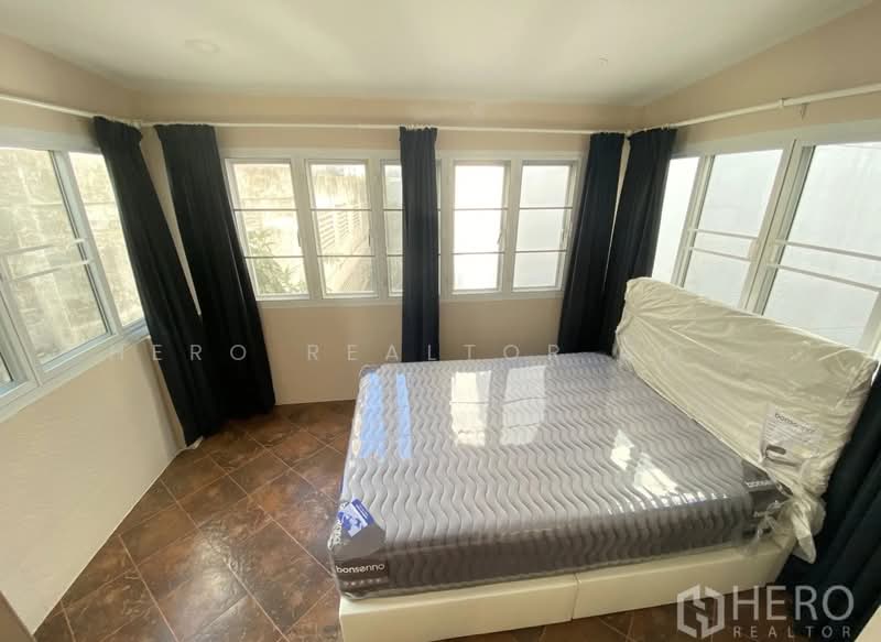 For rent Home Office 225 sqm in Wang Mai, Pathum Wan, Bangkok BTS National Stadium HRE00385, Bangkok, Wang Mai, Pathum Wan, Bangkok, 3 Bedrooms, 225 sqm, Townhouse For Rent, by Hero Realtor Co., Ltd., 500186573 - DDproperty.com