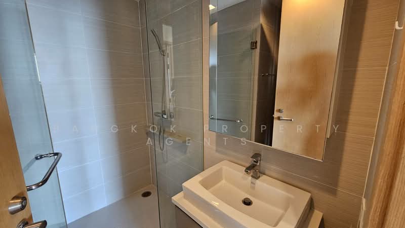Siri At Sukhumvit, Bangkok, 902 Sukhumvit Road, Phra Kanong, Khlong Toei, Bangkok, 2 Bedrooms, 70 sqm, Condo For Rent, by BANGKOK PROPERTY AGENTS, 500186583 - DDproperty.com