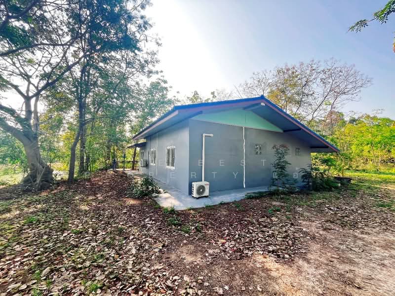 บ้านเดี่ยวพร้อมที่ดินหนองฉาง อุทัยธานี, Uthai Thani, Thung Po, Nong Chang, Uthai Thani, 2 Bedrooms, 100 sqm, Single Detached House For Sale, by The Best Property แอ้, 500186638 - DDproperty.com