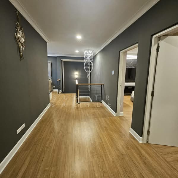 Centro Bangna, Samut Prakan, 111 Soi 3, Bang Kaeo, Bang Plee, Samut Prakan, 5 Bedrooms, 300 sqm, Single Detached House For Rent, by Sunitra Sachdev, 500186642 - DDproperty.com