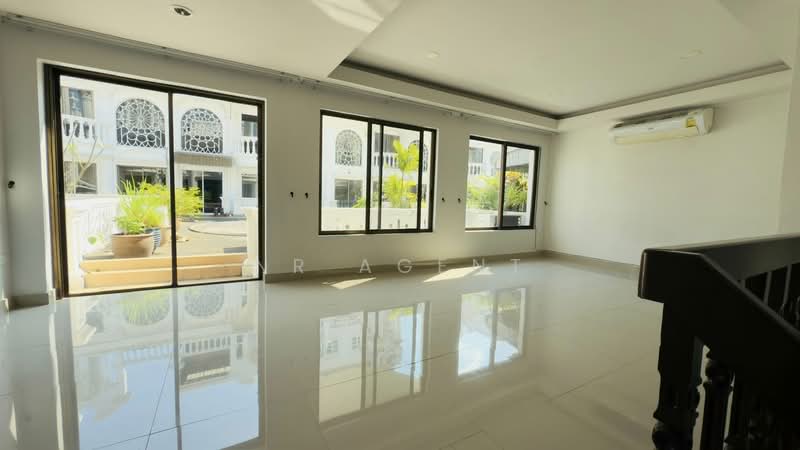 LEO CLASSIC PLACE, Bangkok, Khlong Tan Nua, Watthana, Bangkok, 3 Bedrooms, 250 sqm, Townhouse For Rent, by NR AGENT, 500186645 - DDproperty.com