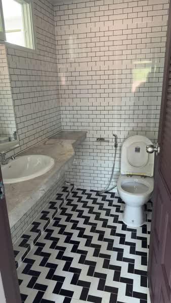 LEO CLASSIC PLACE, Bangkok, Khlong Tan Nua, Watthana, Bangkok, 3 Bedrooms, 250 sqm, Townhouse For Rent, by NR AGENT, 500186645 - DDproperty.com