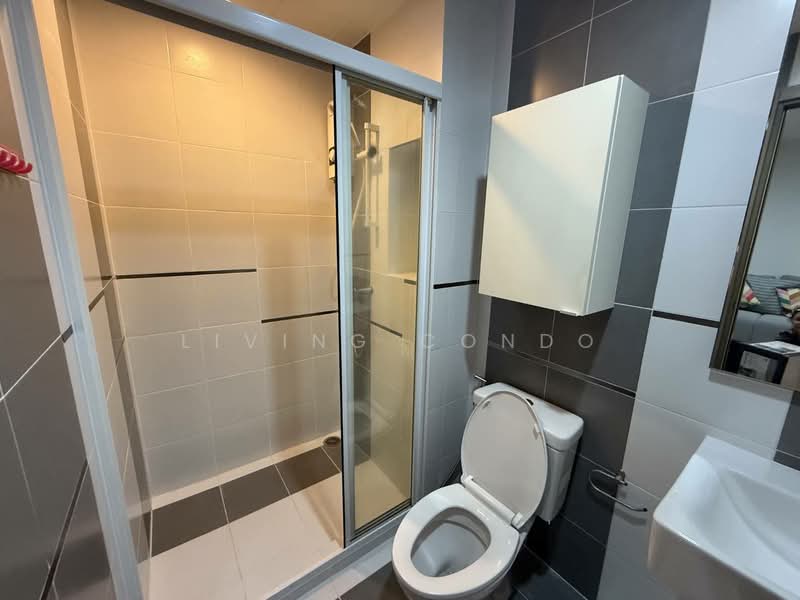 The Base Sukhumvit 77, Bangkok, 289 Sukhumvit 77 Road, Phra Kanong Nua, Watthana, Bangkok, 1 Bedroom, 30 sqm, Condo For Rent, by Living Condo, 500186732 - DDproperty.com