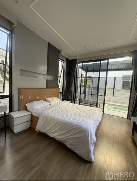 Malton Gates Krungthep Kreetha, Bangkok, Srinakarin-Romklao Road (New Krungthep Kreetha), Saphan Sung, Saphan Sung, Bangkok, 5 Bedrooms, 550 sqm, Single Detached House For Rent, by Hero Realtor Co., Ltd., 500186740 - DDproperty.com