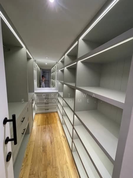 Baan Suanpetch : บ้านสวนเพชร คอนโดมิเนียม, กรุงเทพ, 18 ซอยสุขุมวิท 39, คลองตันเหนือ, วัฒนา, กรุงเทพ, 130 ตร.ม., คอนโด ให้เช่า, โดย Porntiwa Srikoedmeesak, 500186741 - DDproperty.com