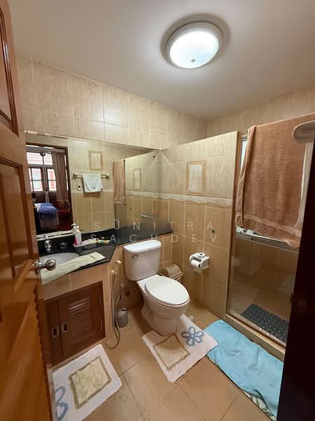 หมู่บ้านชลัฐฐา ซอยศรีนครินทร์ 24, Bangkok, Phatthanakan, Suan Luang, Bangkok, 5 Bedrooms, 324 sqm, Single Detached House For Sale, by Sunitra Sachdev, 500186746 - DDproperty.com