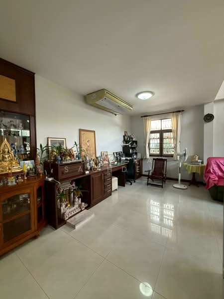 หมู่บ้านชลัฐฐา ซอยศรีนครินทร์ 24, กรุงเทพ, พัฒนาการ, สวนหลวง, กรุงเทพ, 324 ตร.ม., บ้านเดี่ยว ขาย, โดย Sunitra Sachdev, 500186746 - DDproperty.com