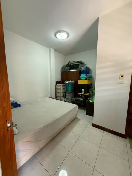 หมู่บ้านชลัฐฐา ซอยศรีนครินทร์ 24, Bangkok, Phatthanakan, Suan Luang, Bangkok, 5 Bedrooms, 324 sqm, Single Detached House For Sale, by Sunitra Sachdev, 500186746 - DDproperty.com