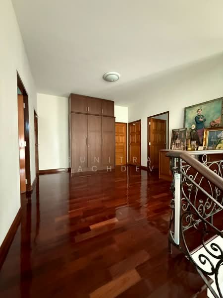 หมู่บ้านชลัฐฐา ซอยศรีนครินทร์ 24, กรุงเทพ, พัฒนาการ, สวนหลวง, กรุงเทพ, 324 ตร.ม., บ้านเดี่ยว ขาย, โดย Sunitra Sachdev, 500186746 - DDproperty.com