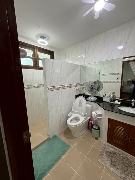 หมู่บ้านชลัฐฐา ซอยศรีนครินทร์ 24, Bangkok, Phatthanakan, Suan Luang, Bangkok, 5 Bedrooms, 324 sqm, Single Detached House For Sale, by Sunitra Sachdev, 500186746 - DDproperty.com