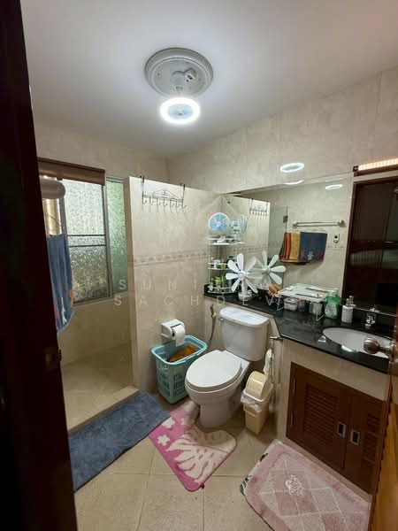 หมู่บ้านชลัฐฐา ซอยศรีนครินทร์ 24, Bangkok, Phatthanakan, Suan Luang, Bangkok, 5 Bedrooms, 324 sqm, Single Detached House For Sale, by Sunitra Sachdev, 500186746 - DDproperty.com