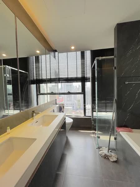 The Esse at Singha Complex, Bangkok, 1788 New Petchaburi Rd, Khlongtoei Nua, Watthana, Bangkok, 2 Bedrooms, 77 sqm, Condo For Rent, by Eastblue Horizon, 500186762 - DDproperty.com