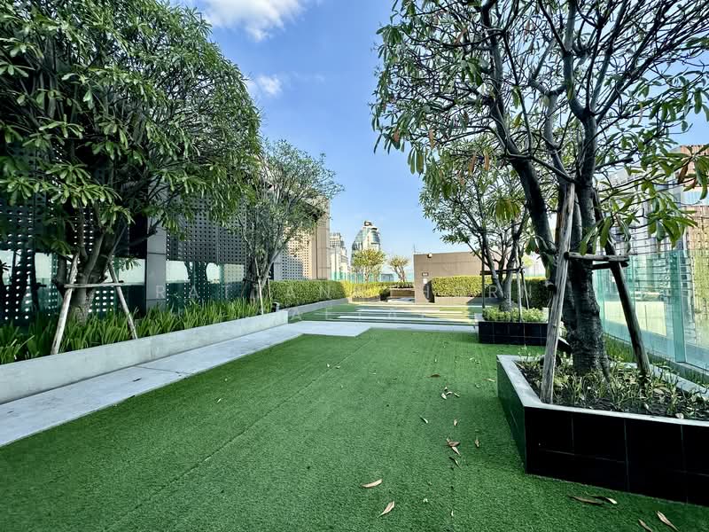 Rhythm Sukhumvit 36-38, Bangkok, 55 Soi Sukhumvit 36, Sukhumvit Road, Phra Kanong, Khlong Toei, Bangkok, 1 Bedroom, 49 sqm, Condo For Sale, by Rattanathorn Saetae, 500186764 - DDproperty.com