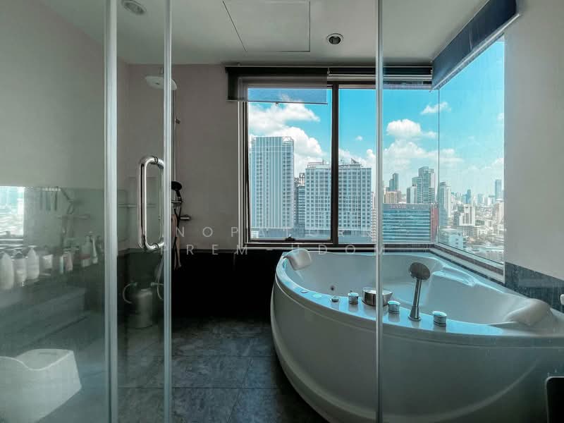 The Emporio Place : ดิ เอ็มโพริโอ เพลส, กรุงเทพ, 93 ซอยสุขุมวิท 24 ถนนสุุขุมวิท, คลองตัน, คลองเตย, กรุงเทพ, 105 ตร.ม., คอนโด ขาย, โดย Nopatorn Prem-udom, 500186772 - DDproperty.com